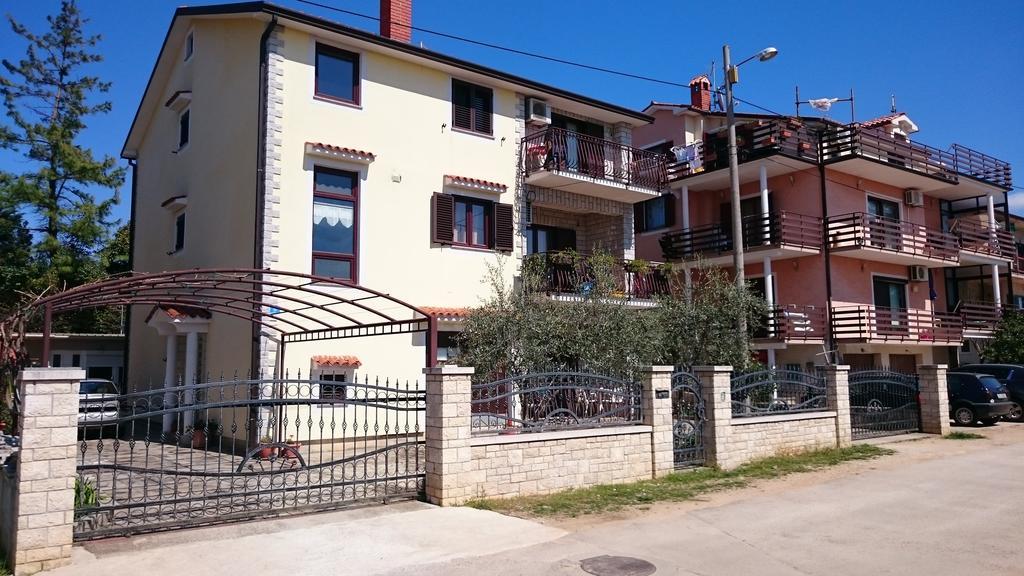 Apartments Ruza Umago Exterior foto